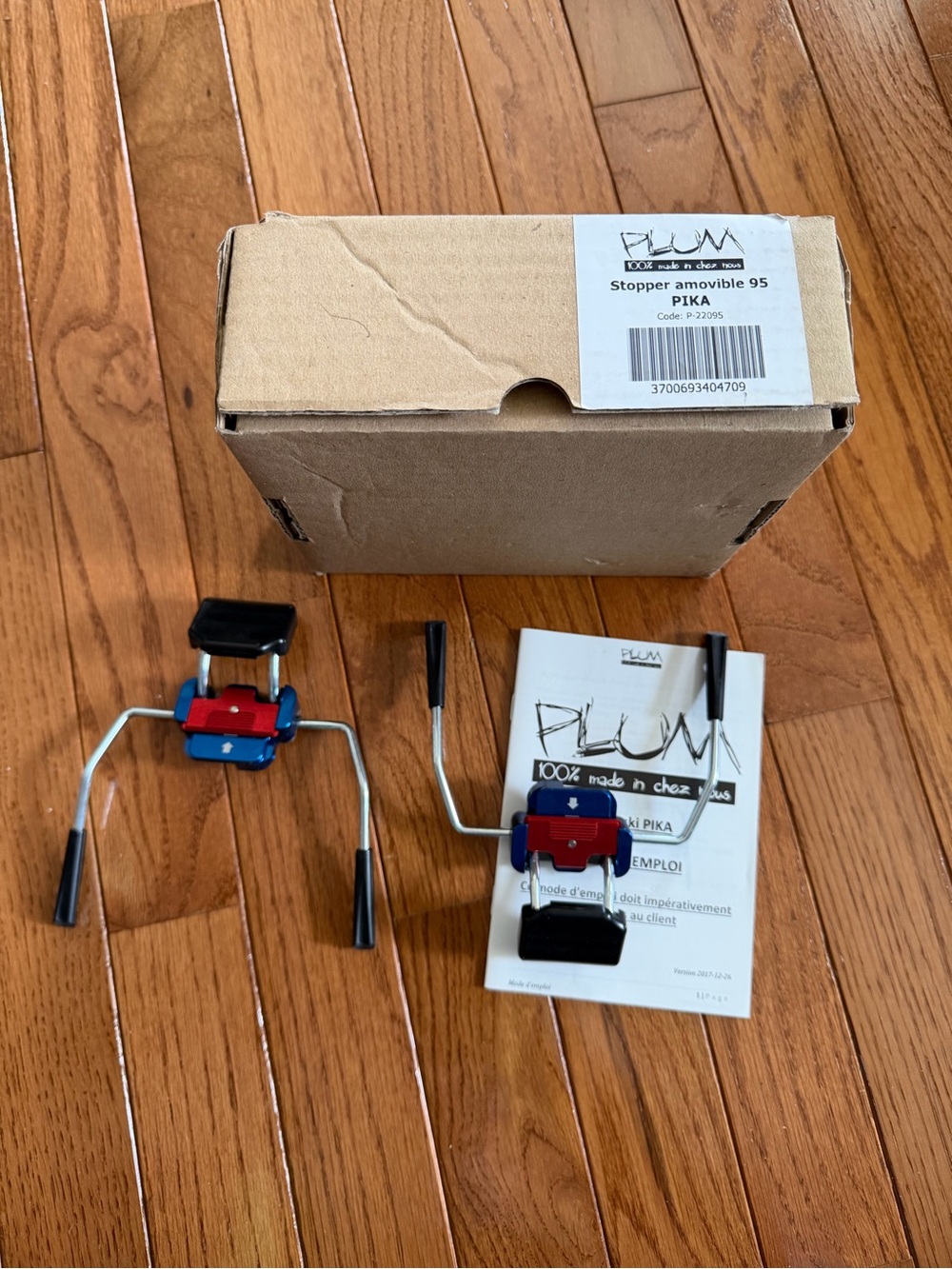 PLUM PIKA Men’s Black, Red and Blue Stopper Set